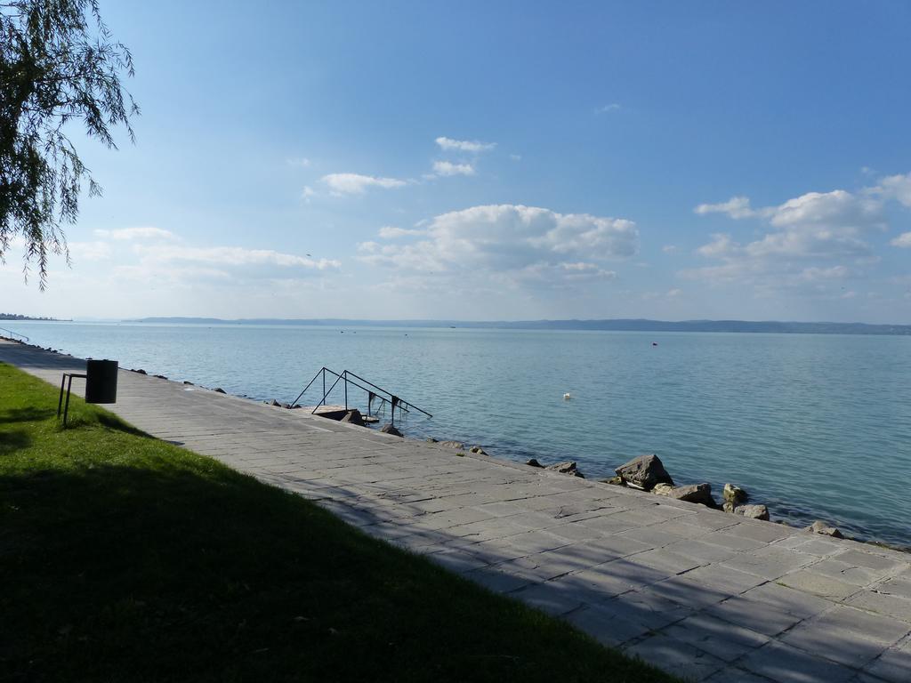 Toscana Lakeside Apartments I - II Family Friend Siófok Buitenkant foto